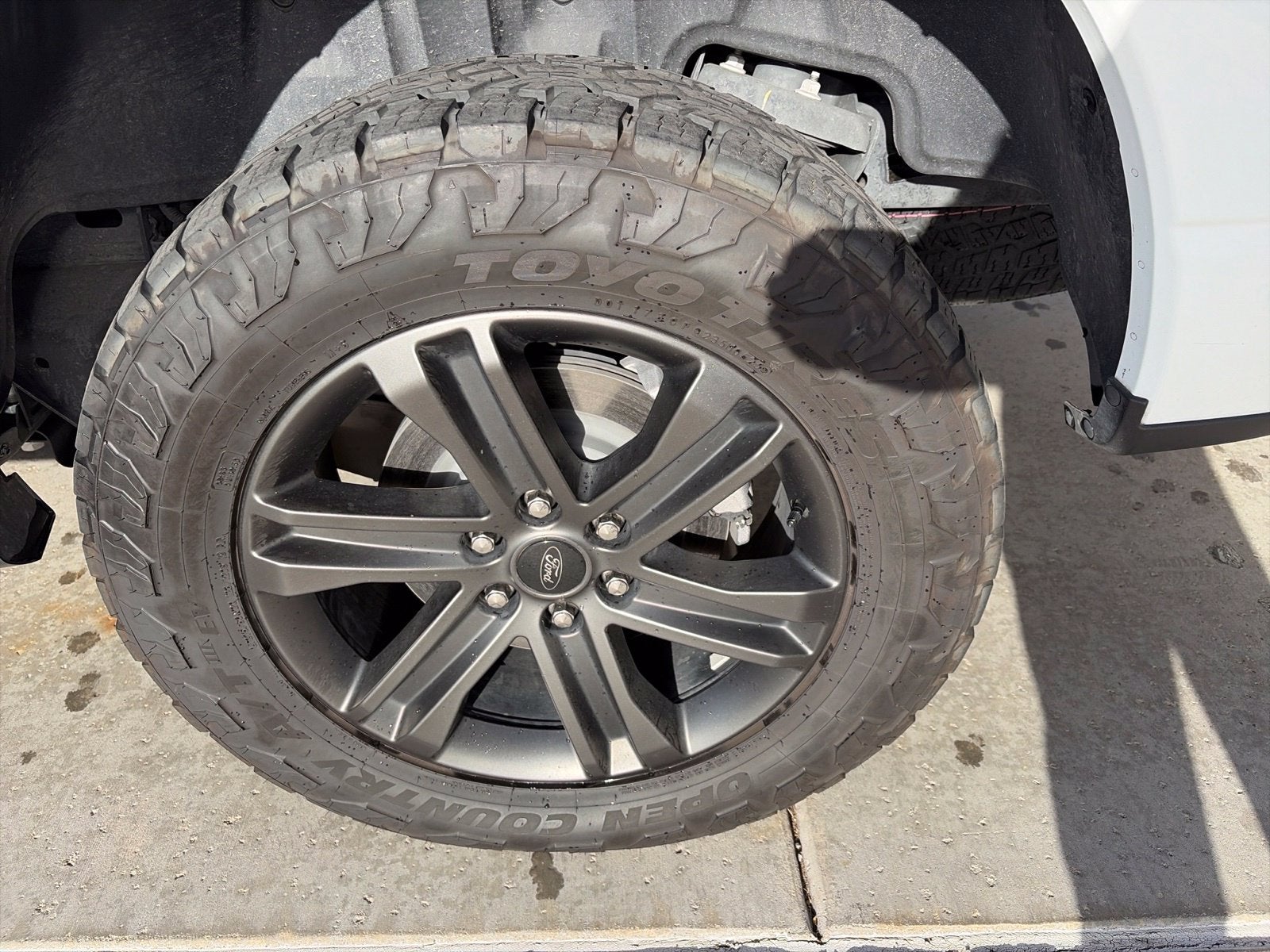 2024 Ford F-150 Lightning Flash