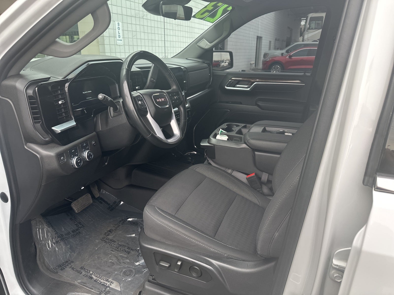 2023 GMC Sierra 1500 SLE