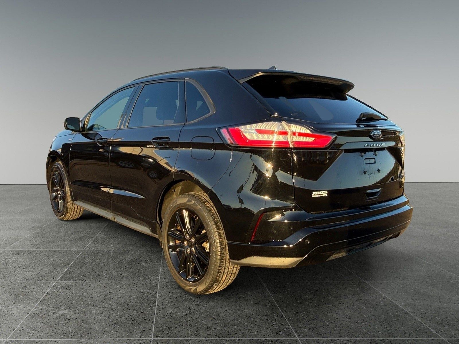 2023 Ford Edge ST Line