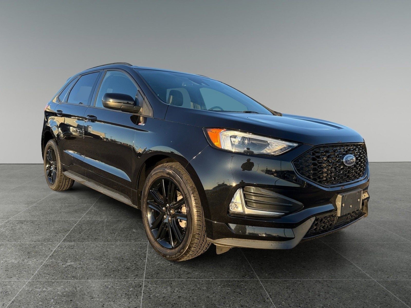 2023 Ford Edge ST Line