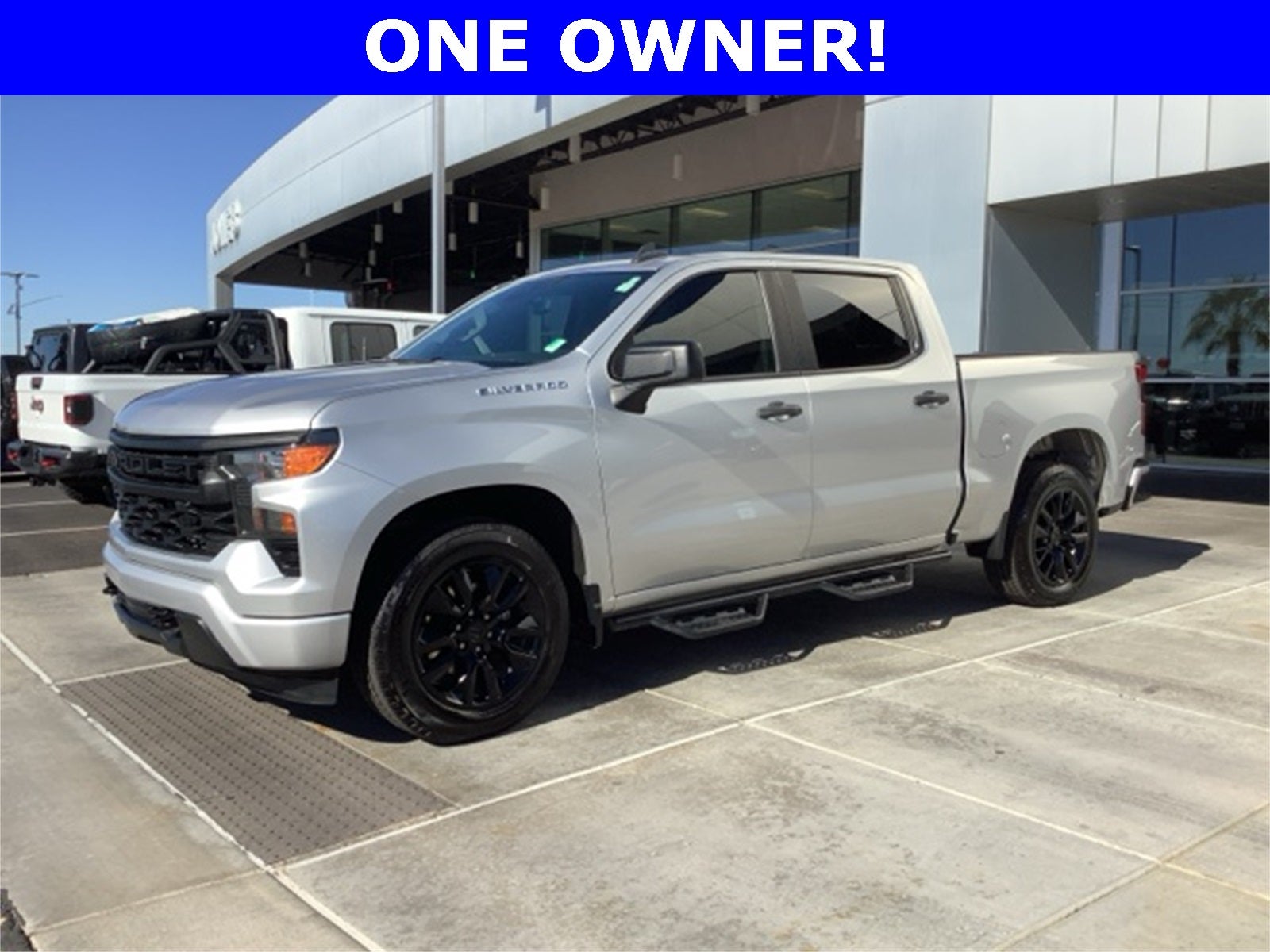 2022 Chevrolet Silverado 1500 Custom