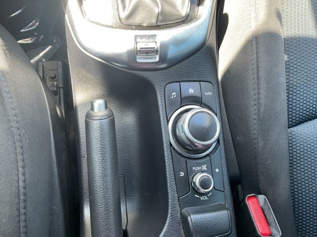 2020 Toyota Yaris LE