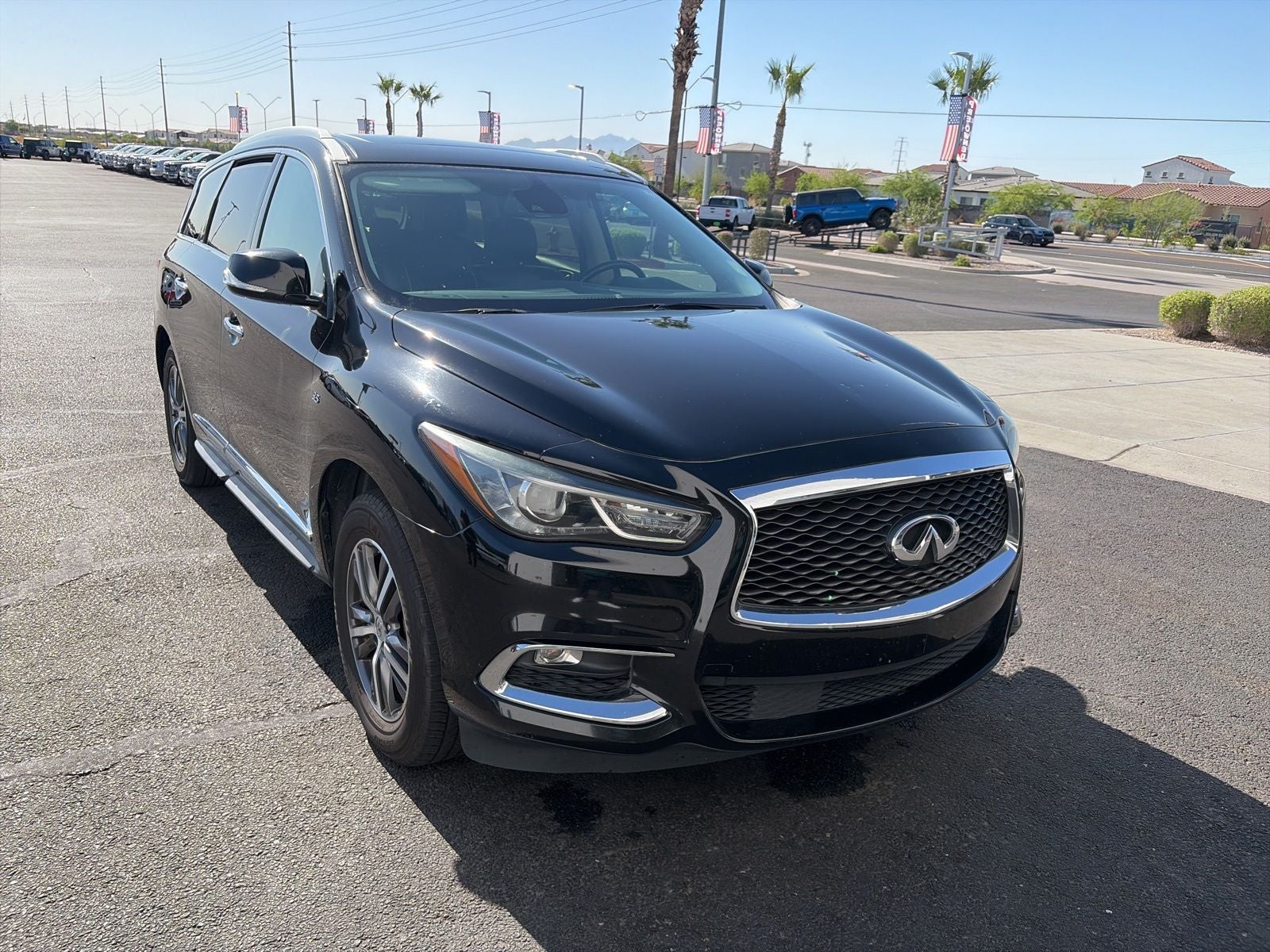2019 INFINITI QX60 LUXE