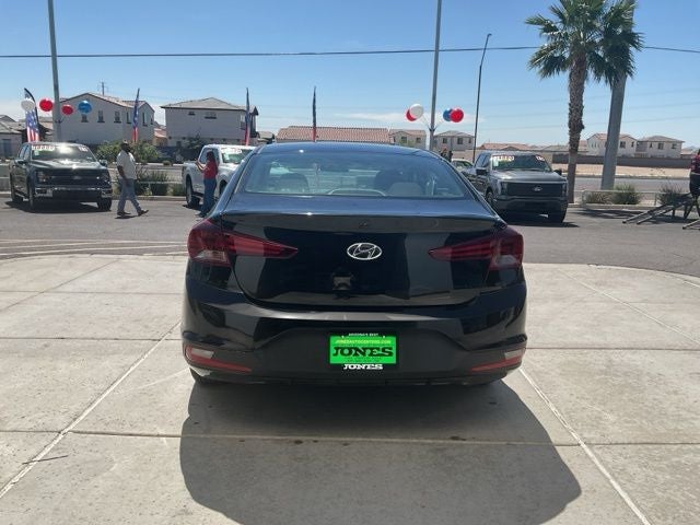 2019 Hyundai Elantra SE