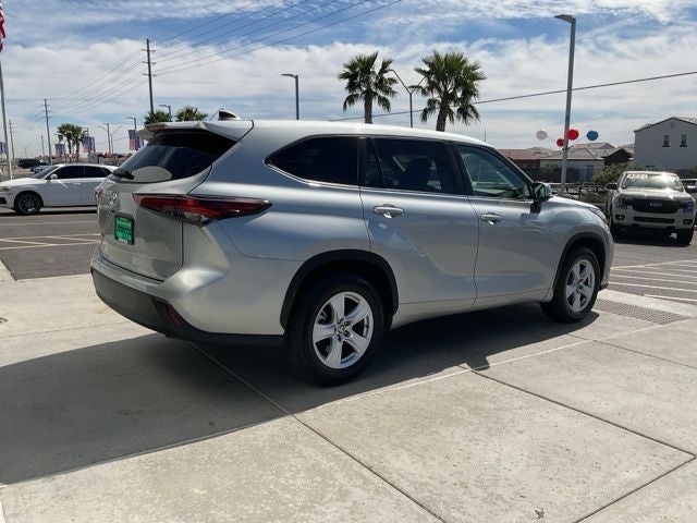 2024 Toyota Highlander LE