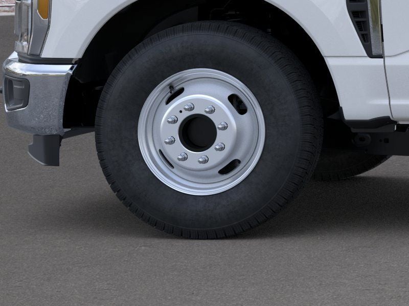 2026 Ford Chassis Cab F-350® XL