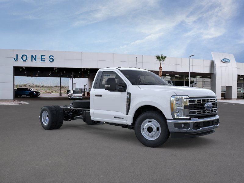 2026 Ford Chassis Cab F-350® XL