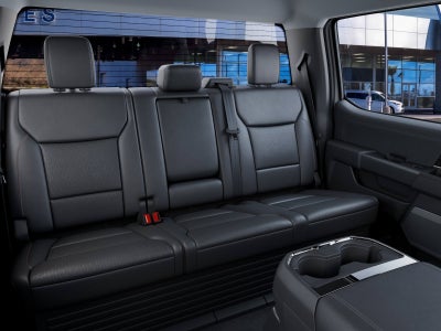 2027 Ford F-350SD F-350® Lariat®