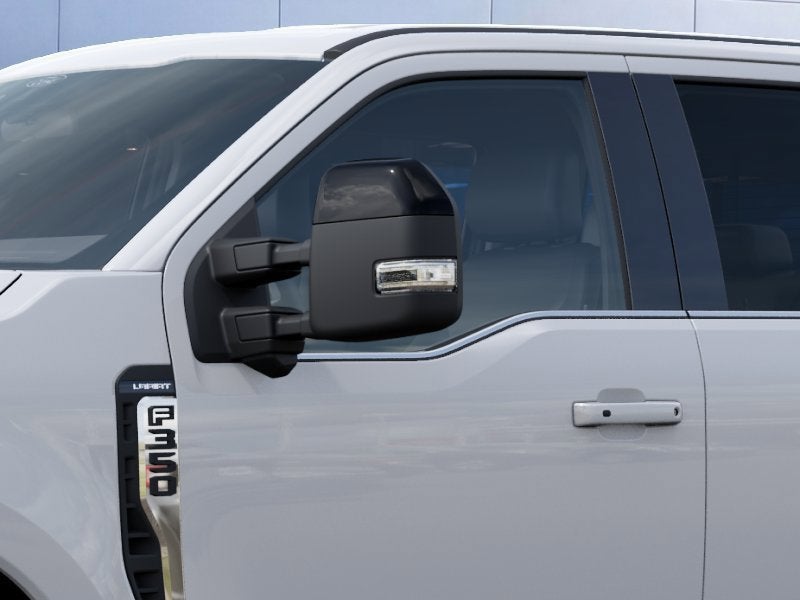2027 Ford F-350SD F-350® Lariat®