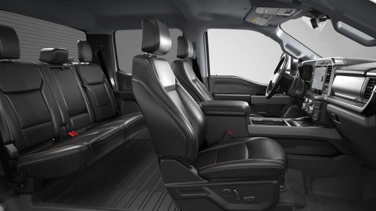 2026 Ford Super Duty F-350® Lariat®
