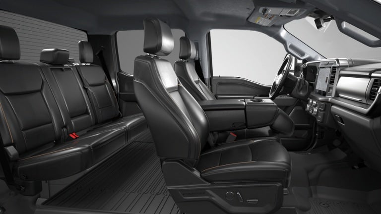 2026 Ford Super Duty F-350® Lariat®