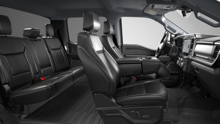 2026 Ford Super Duty F-350® Lariat®