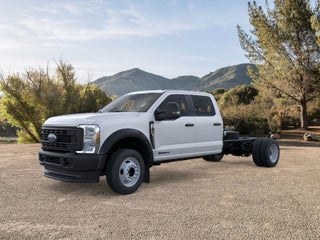 2025 Ford Super Duty F-550 DRW XL