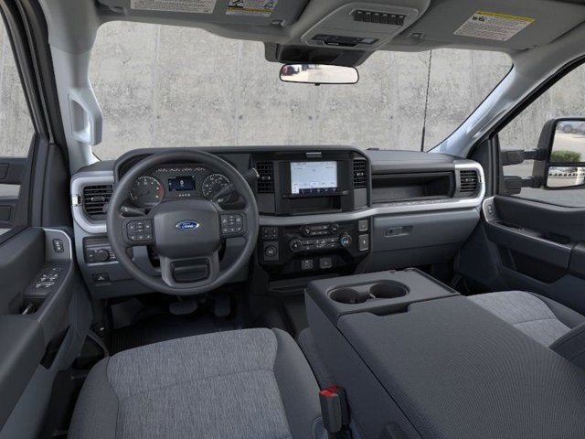 2026 Ford Super Duty F-550 DRW XL