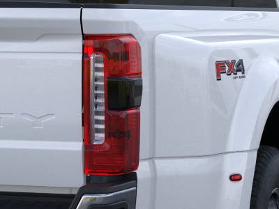 2026 Ford Super Duty F-350 DRW LARIAT
