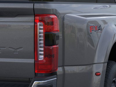 2026 Ford Super Duty F-350 DRW LARIAT