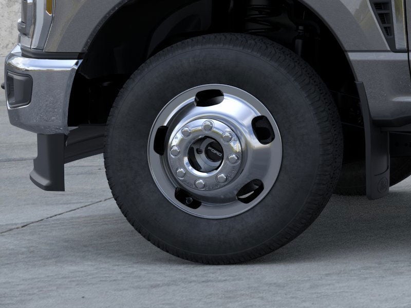 2026 Ford Super Duty F-350 DRW XLT