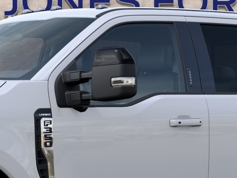 2027 Ford Super Duty F-350® Lariat®