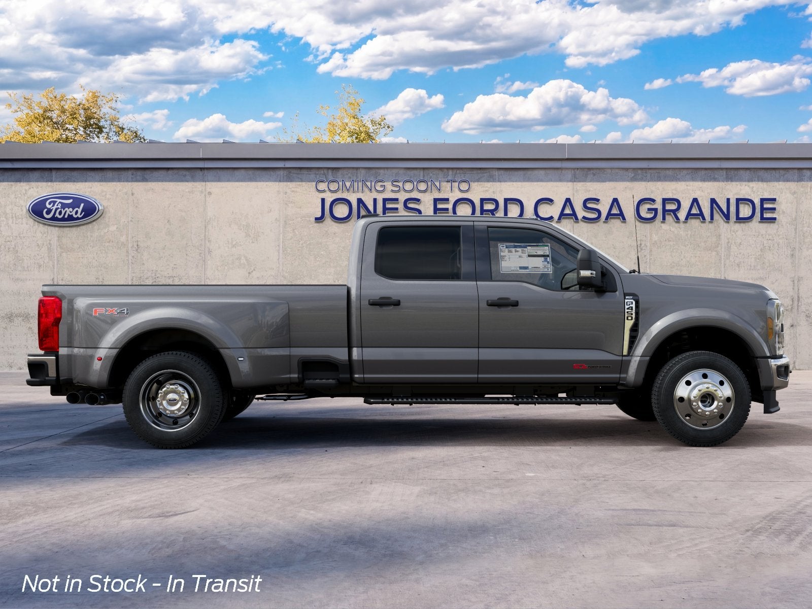 2027 Ford Super Duty F-450® XLT